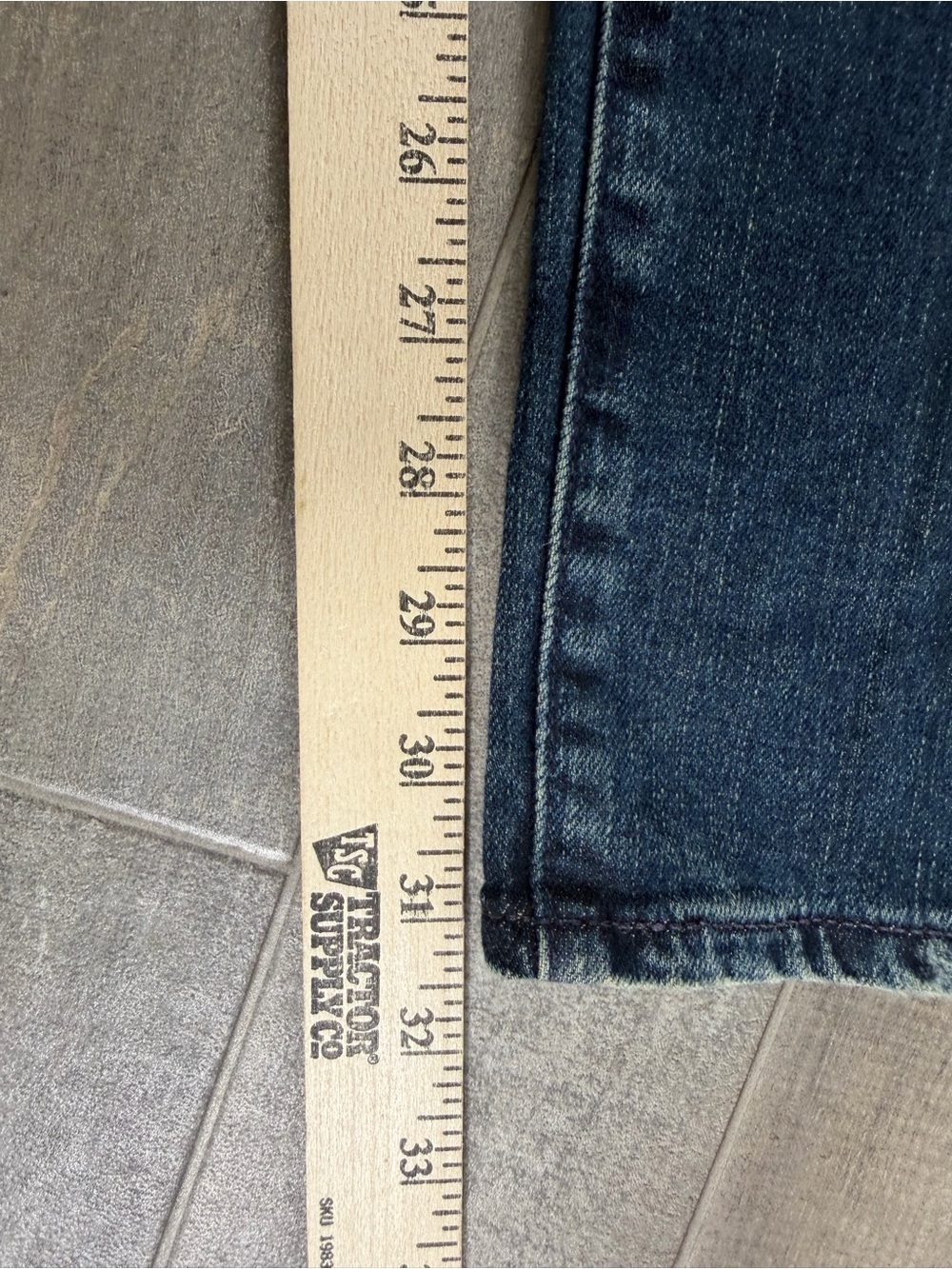 NEW AG Alexxis Straight High Rise Denim - Picture 12 of 14